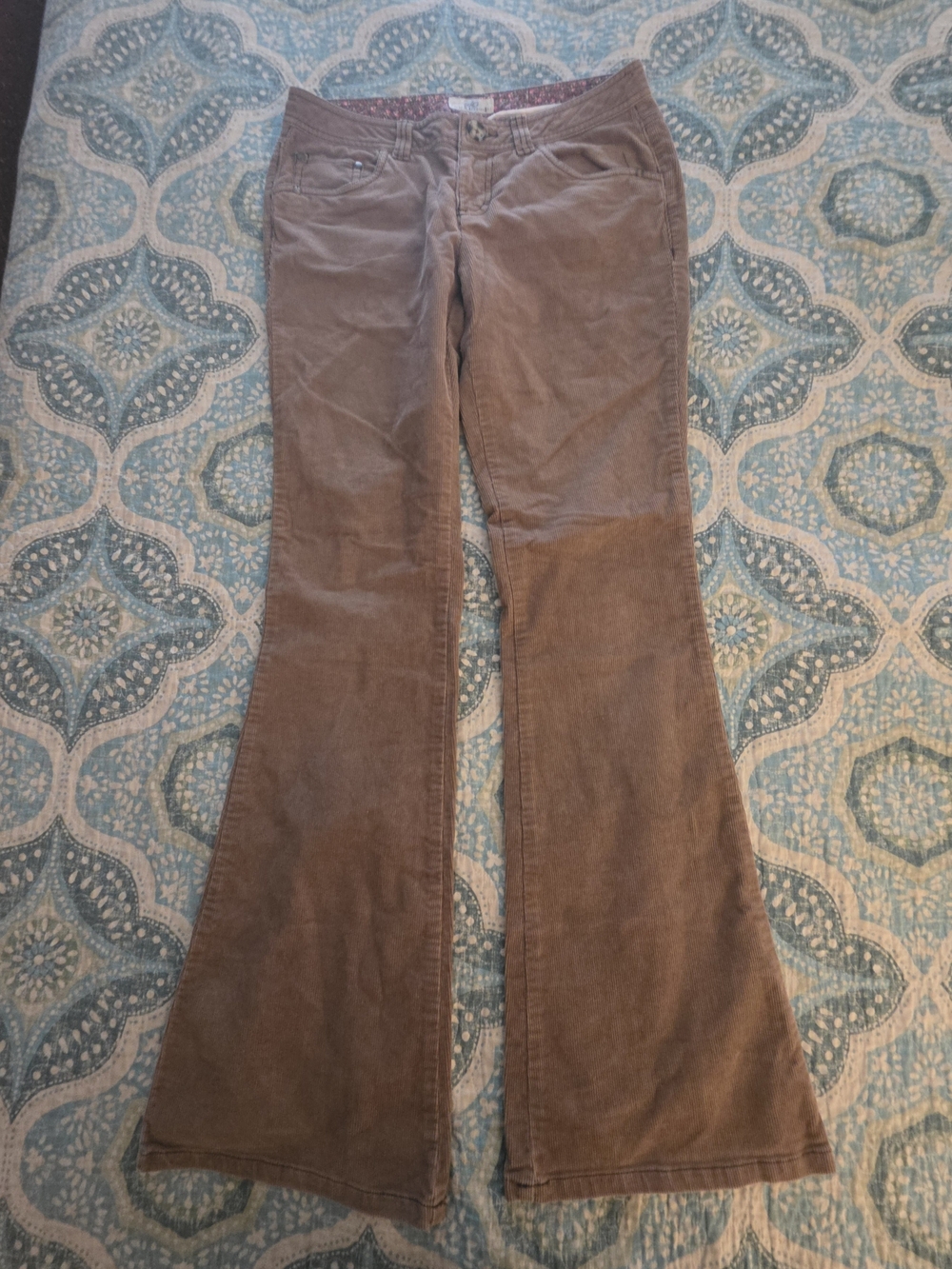 Wear It Declare It Brown Corduroy Flare Pants Size 5 Vintage Y2K Boho Low Rise